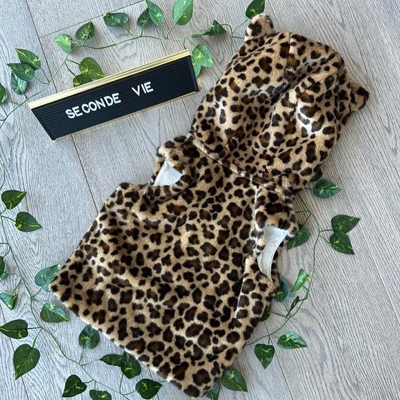 Faux fur leopard vest with hood - Picture 3 of 4